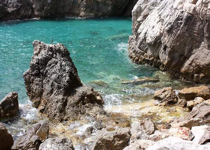 Seaside Secluded Cove Sutmiholjska, Mljet - 22318 Апартаменты Blato (Mljet)